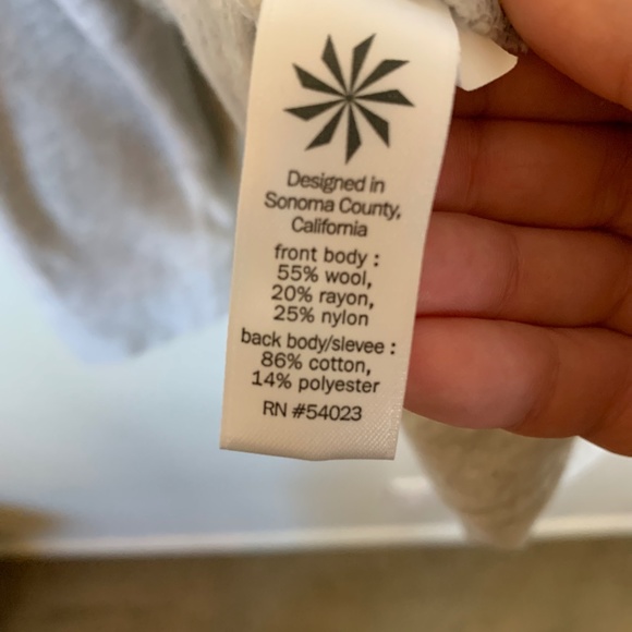 Athleta | Heathered Gray and Black Wool Blend Crew Neck Sweater Size Small - Picture 7 of 7